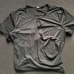 Lululemon T shirt
